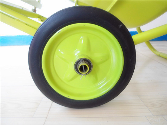 1方攪拌機實心輪特寫 1方攪拌機實心輪特寫